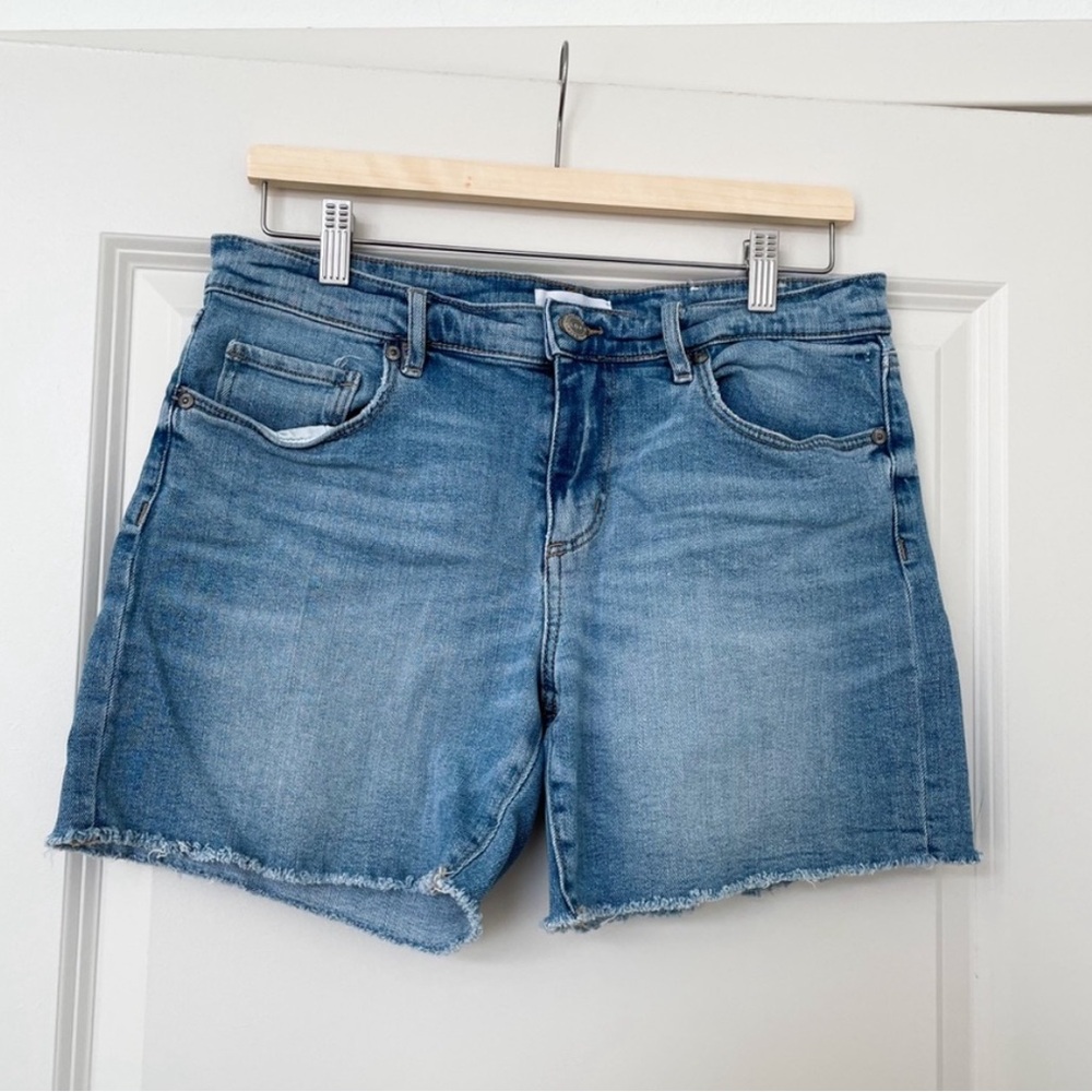 Loft mid rise shorts